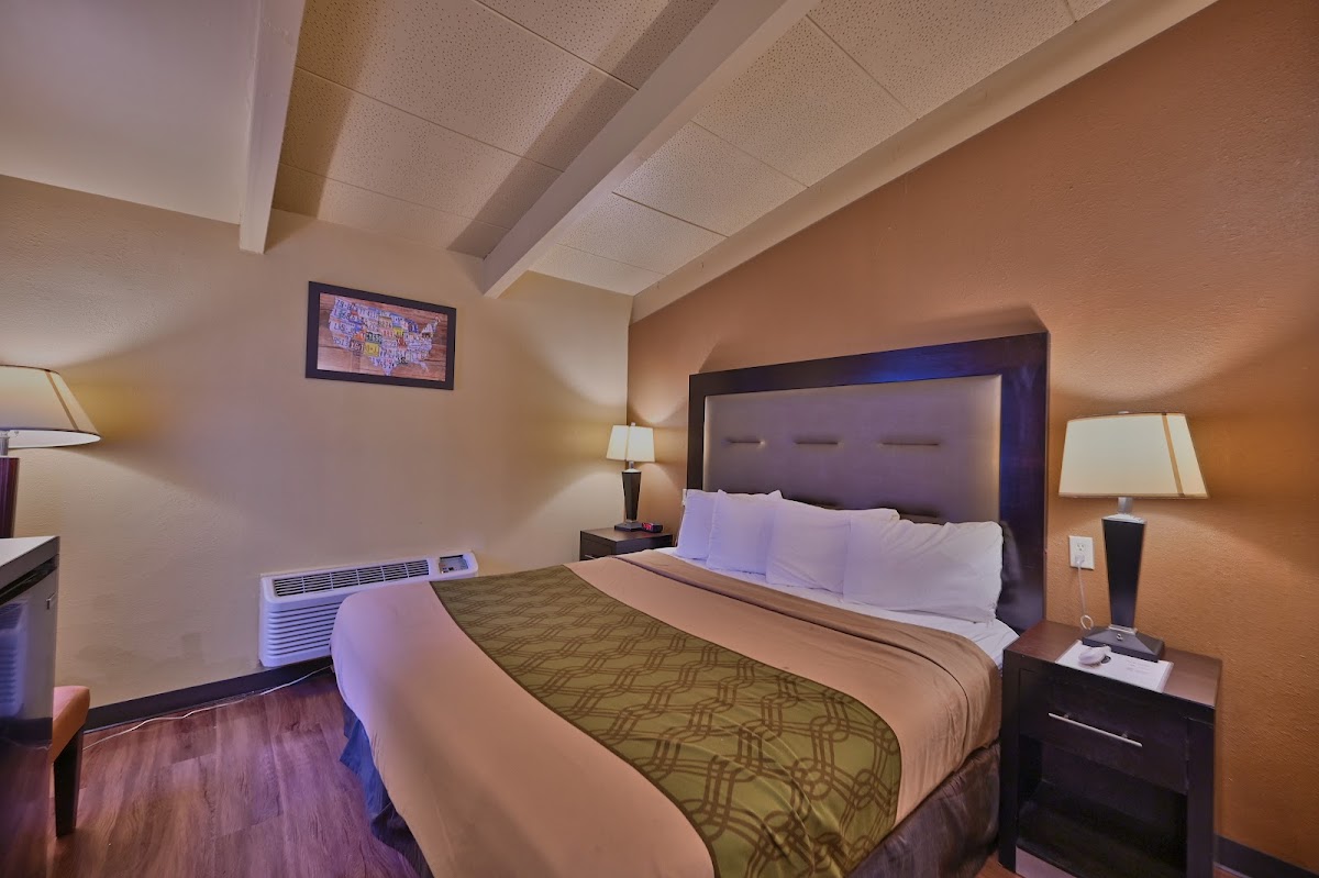 Econo Lodge Clarks Summit - Scranton photo 2