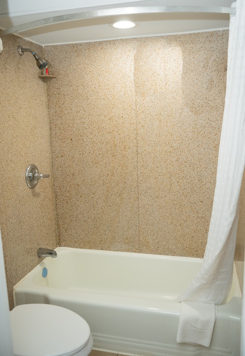 Econo Lodge Clarks Summit - Scranton photo 3
