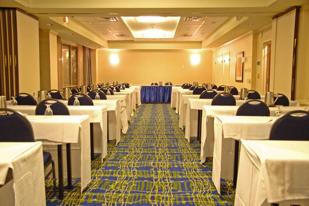 Hilton Atlanta Perimeter Suites photo 3
