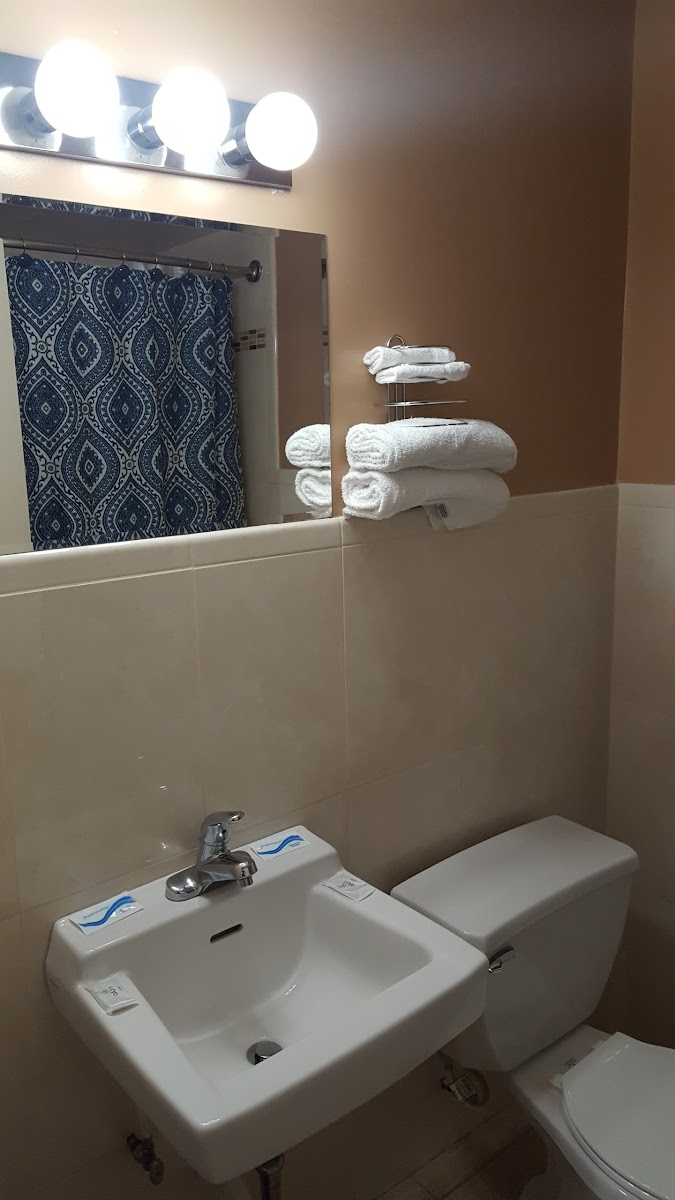 New Relax Inn photo 2
