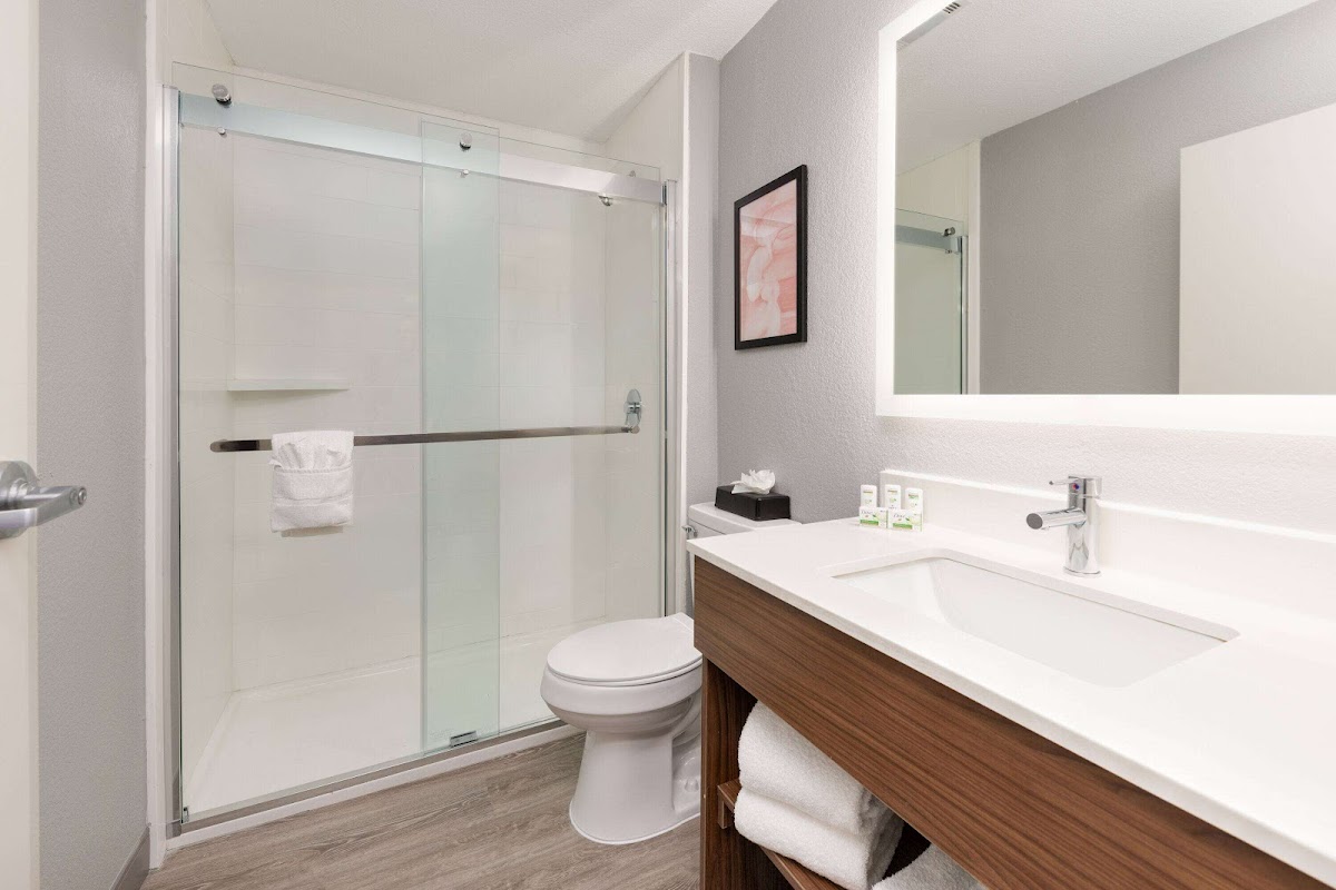 Hawthorn Extended Stay by Wyndham Bedford / Dallas photo 3