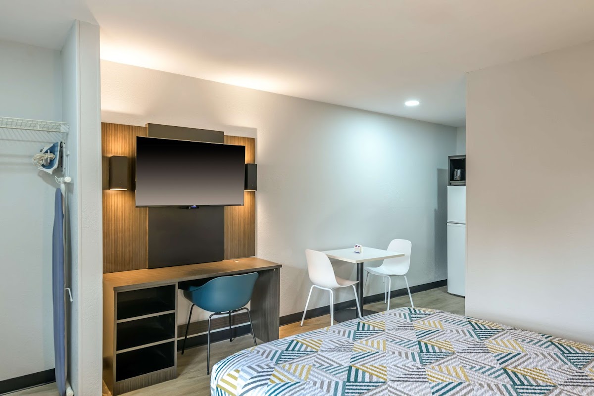 Studio 6 Columbus, GA – Columbus Airport photo 3