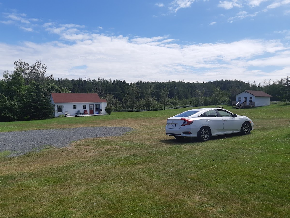 White Sails Inn and Cabins photo 3