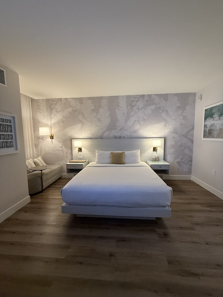 Cambria Hotel Calabasas - Malibu photo 2