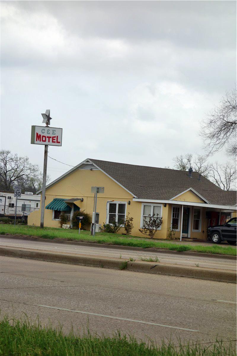 C & E Motel