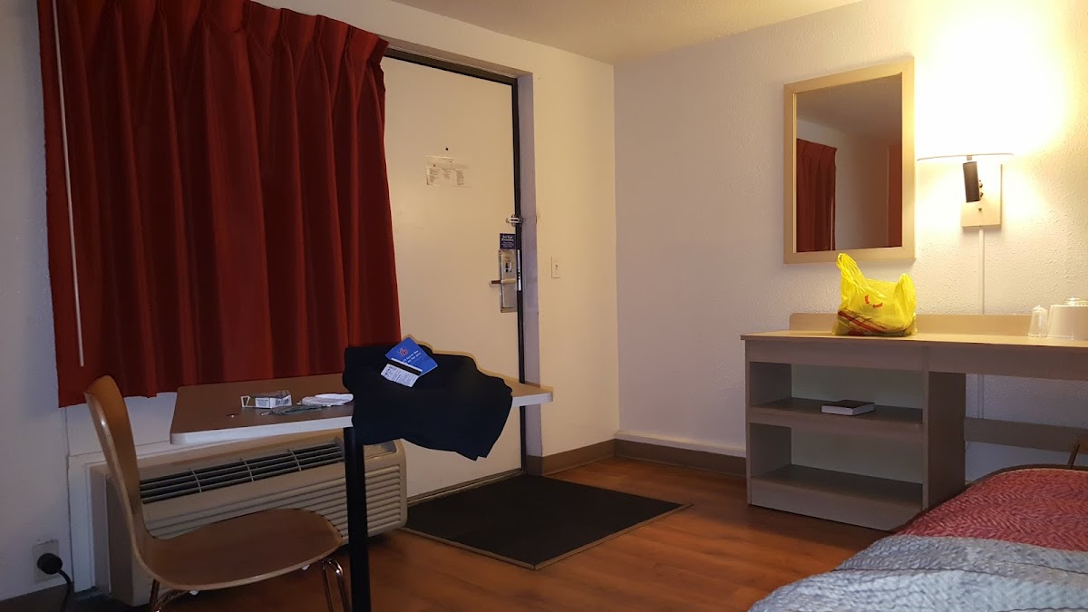 Motel 6 Chicopee, MA - Springfield photo 3