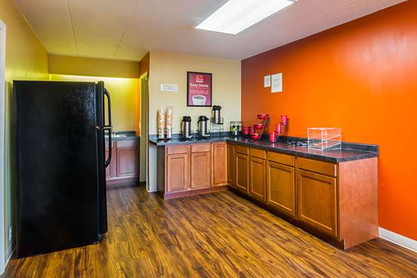 Econo Lodge South Holland - Chicago Southland photo 2