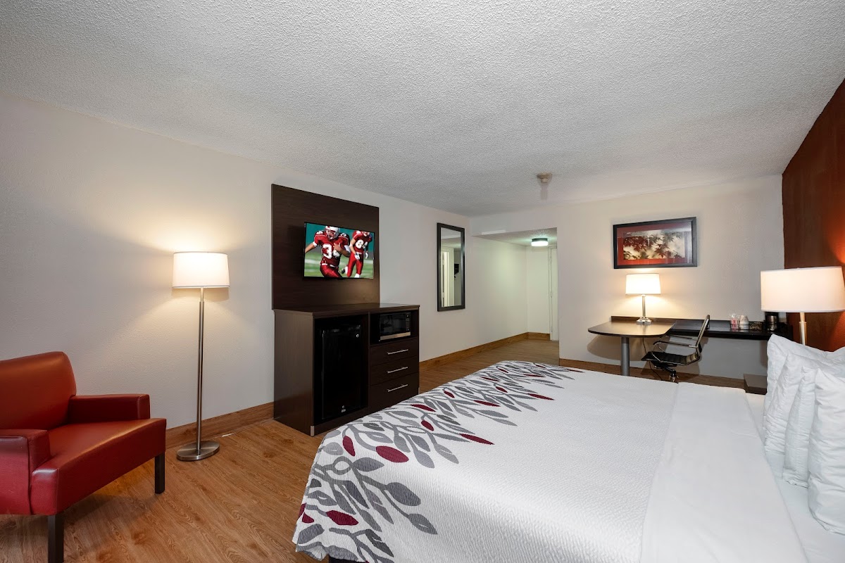 Red Roof Inn Marion, VA photo 2