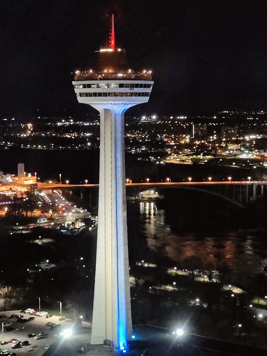 Hilton Niagara Falls/Fallsview Hotel & Suites photo 3
