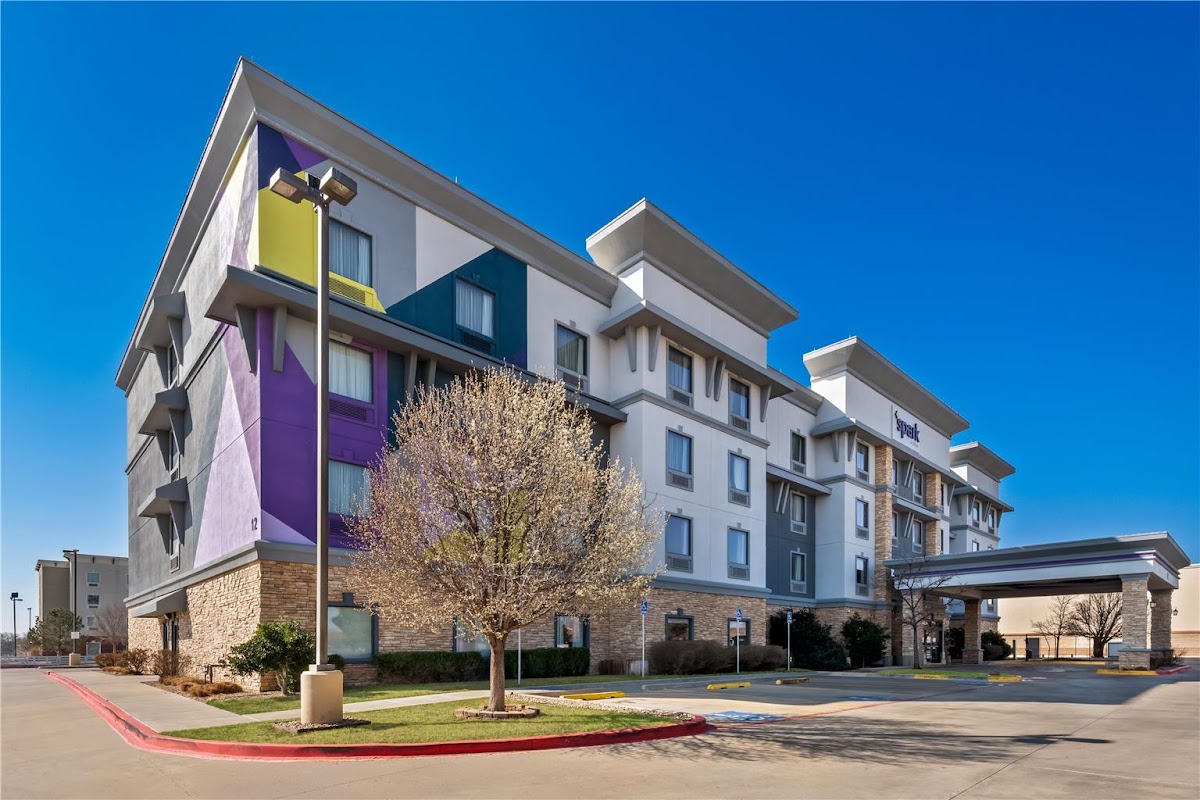 Spark by Hilton Amarillo Western Plaza