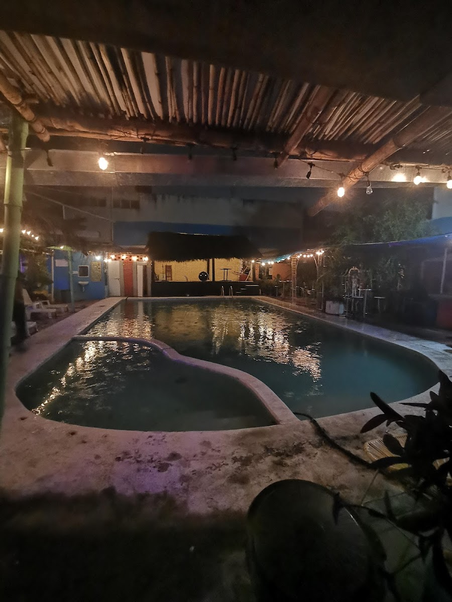 HOTEL PARADISE C.C. photo 2