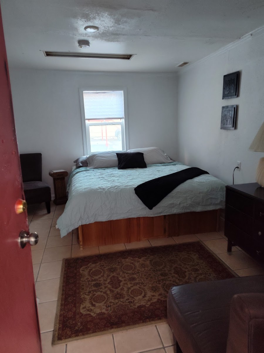 Red Pine Motel photo 2