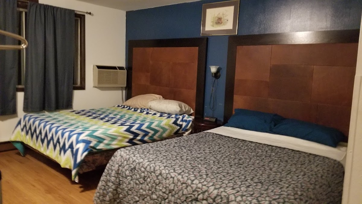 Tarragon Motel photo 2