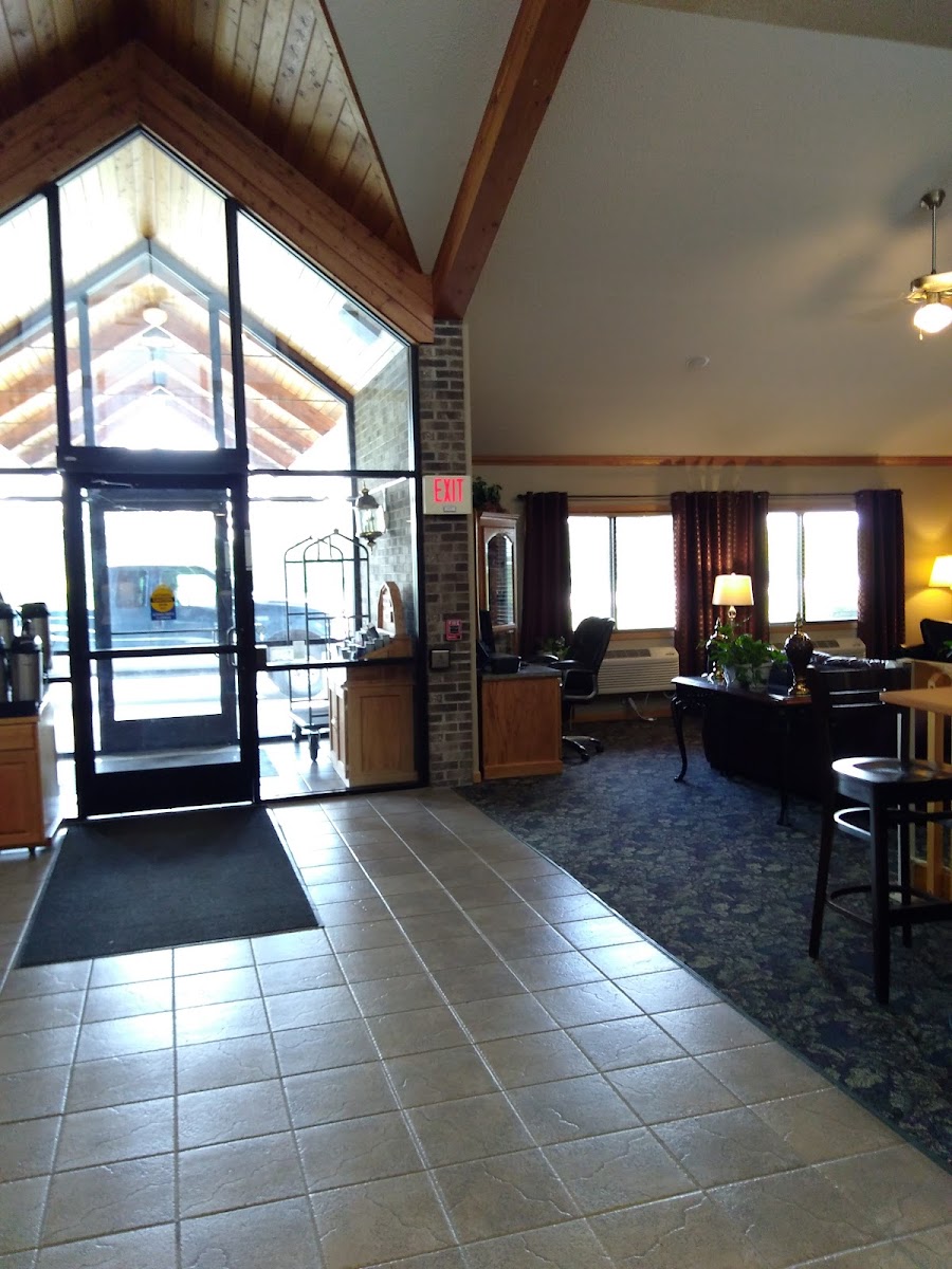 FairBridge Inn & Suites Thorp photo 2