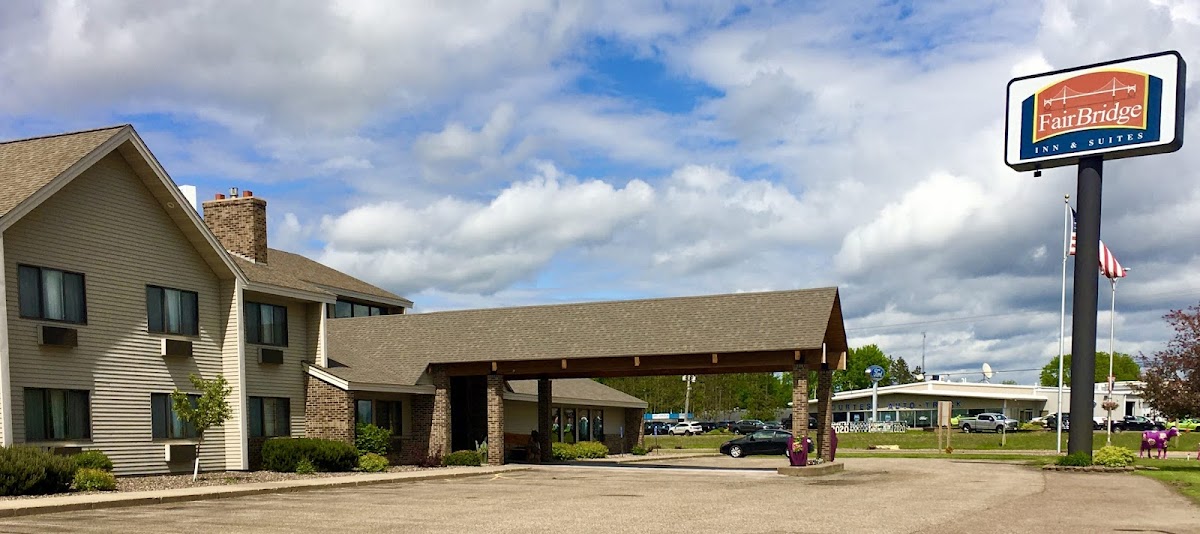 FairBridge Inn & Suites Thorp photo 3