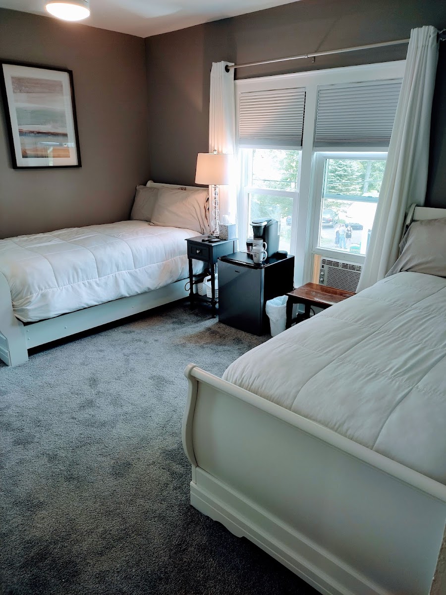 Southern Comfort Inn, Lily Dale, NY photo 2