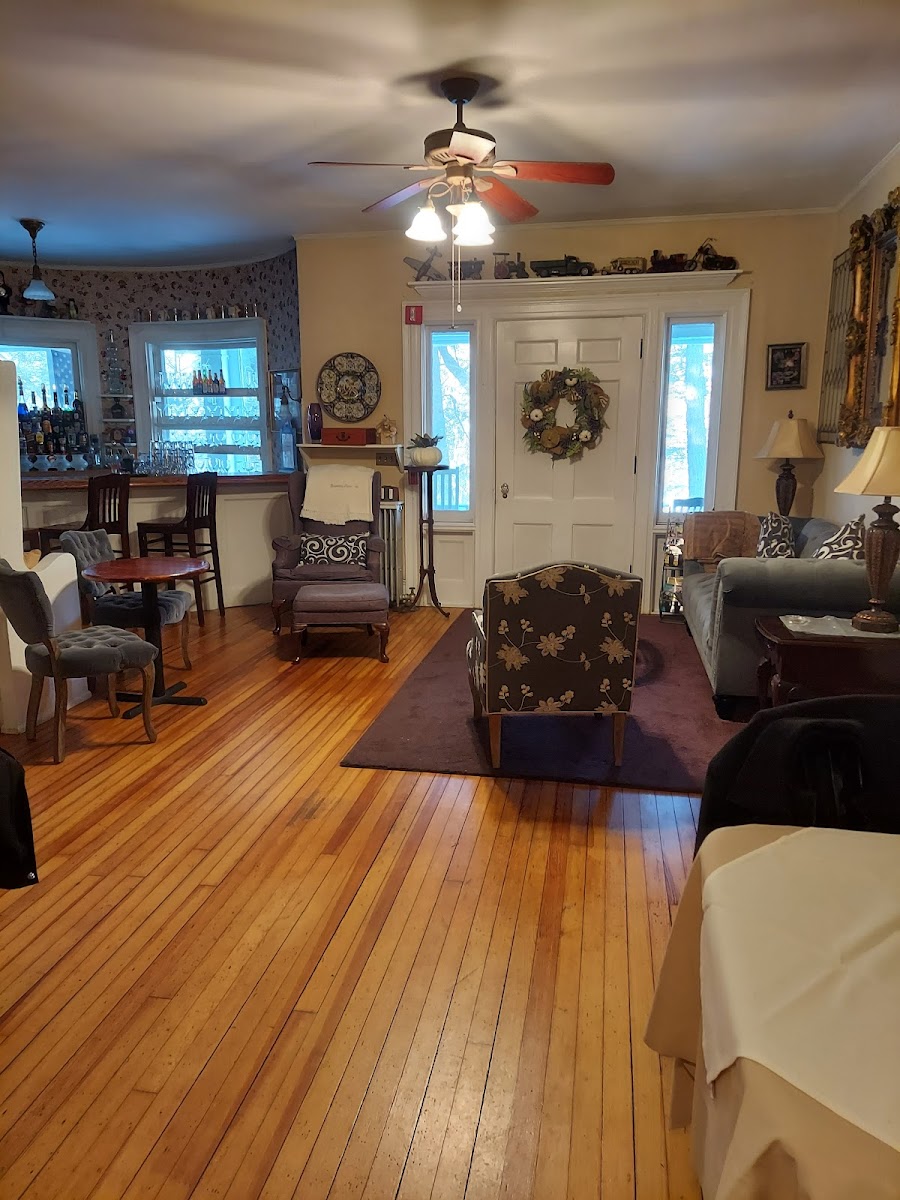The Brookview Manor Inn and Restaurant photo 3