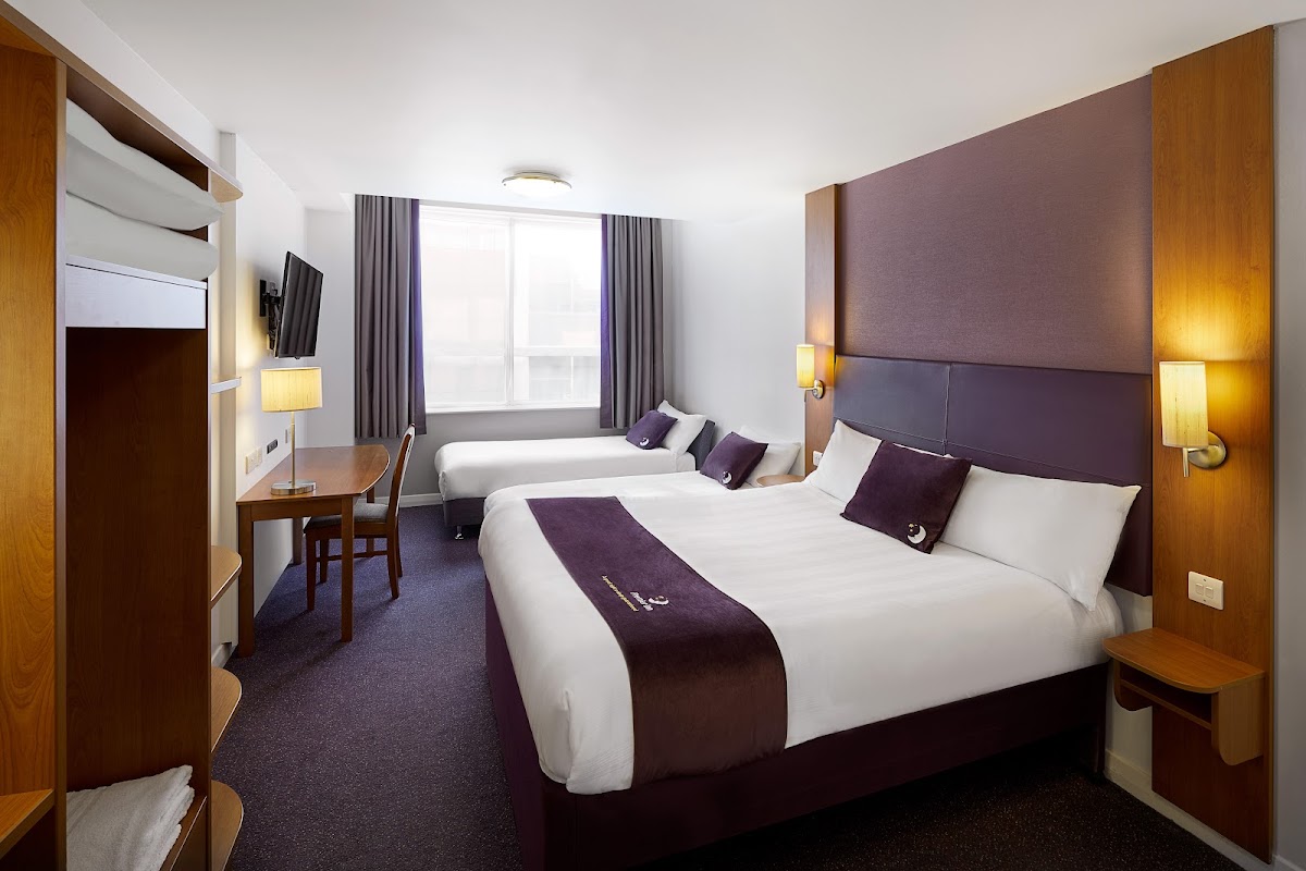 Premier Inn Glasgow East Kilbride (Nerston Toll) hotel photo 2