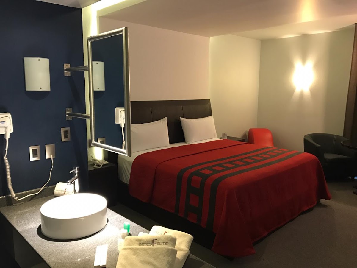 Hotel Reyes Elite photo 3
