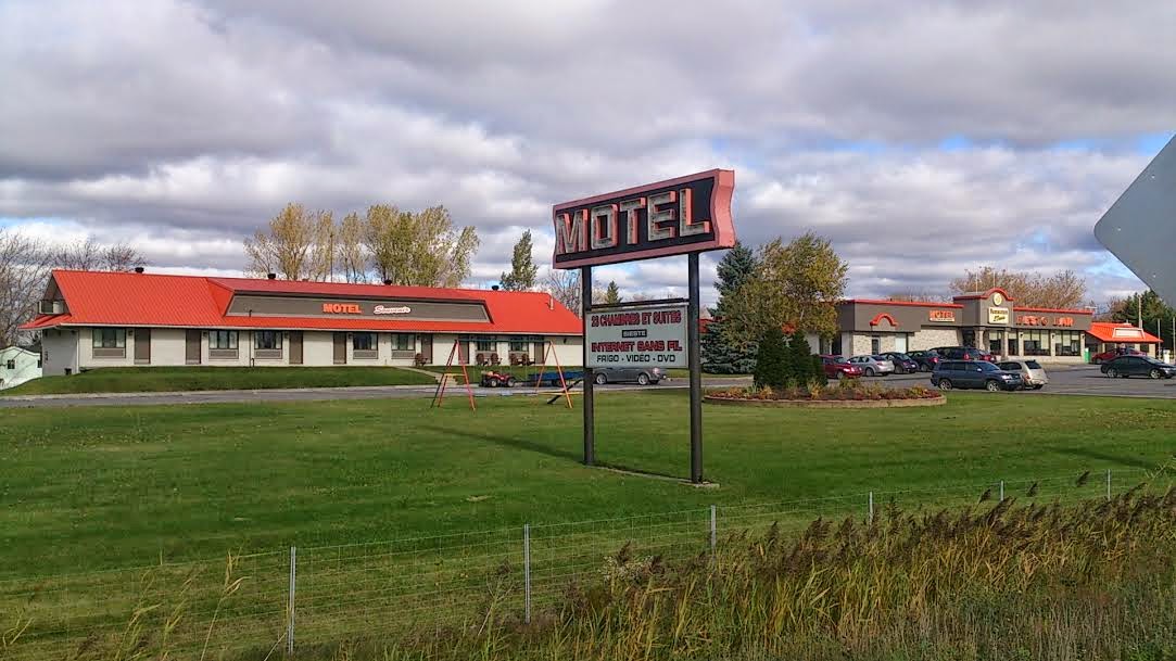 Motel Souvenir (Sortie 21 Autoroute 15 Napierville)