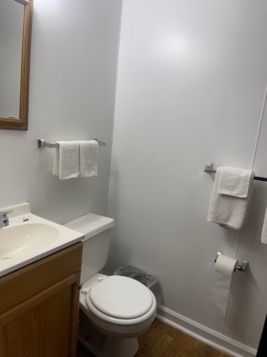Penns Woods Inn photo 3