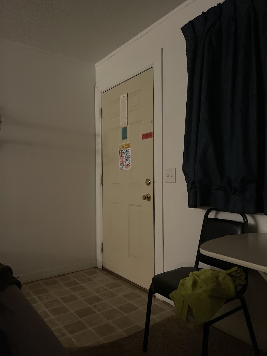 Lou's Lodge photo 2