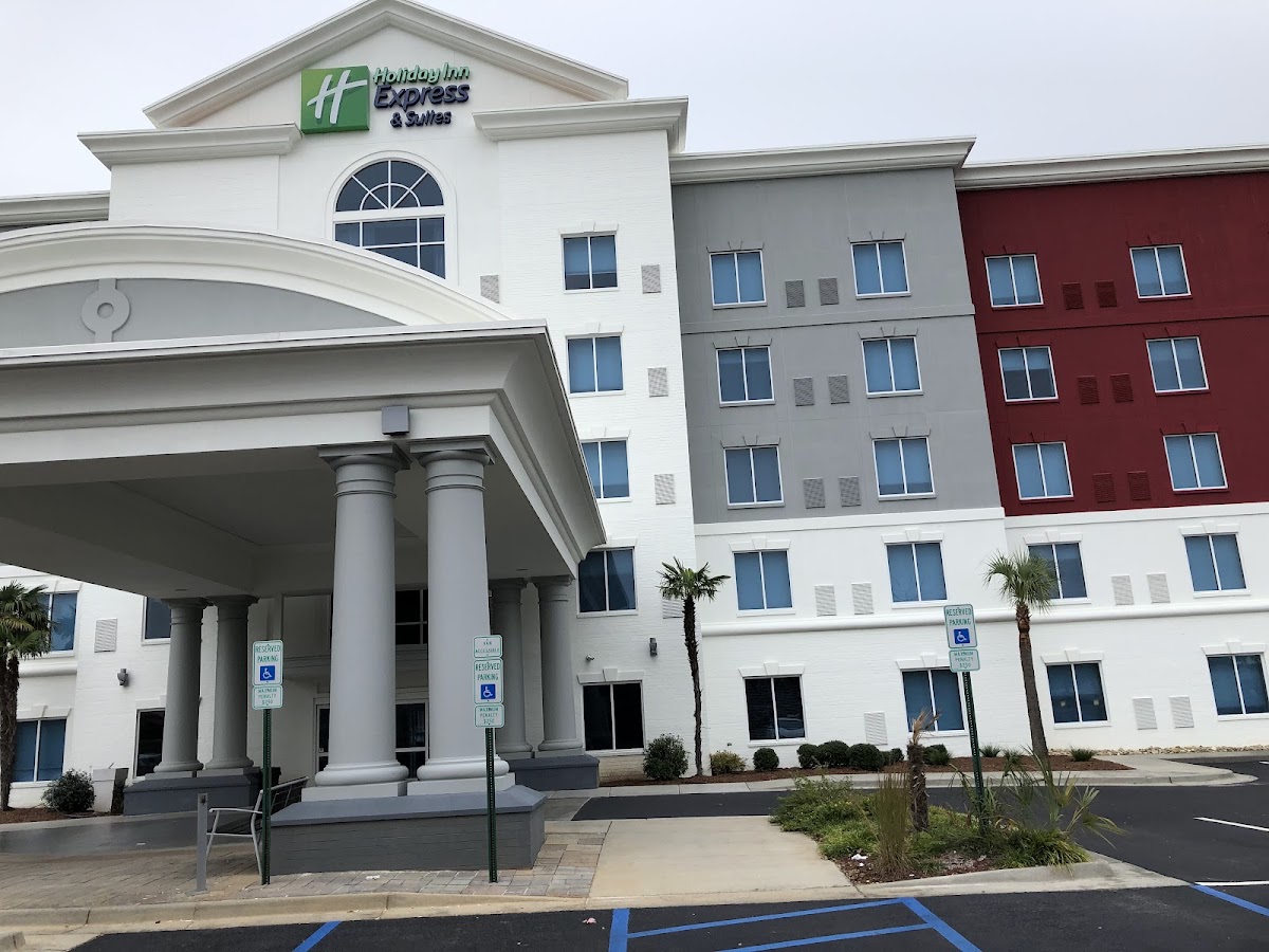 Holiday Inn Express & Suites Columbia-Fort Jackson by IHG