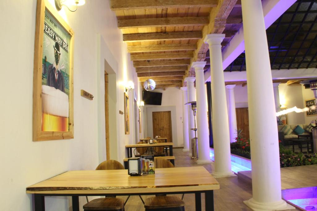 PALACE SCLC HOTEL & BREWERY photo 2