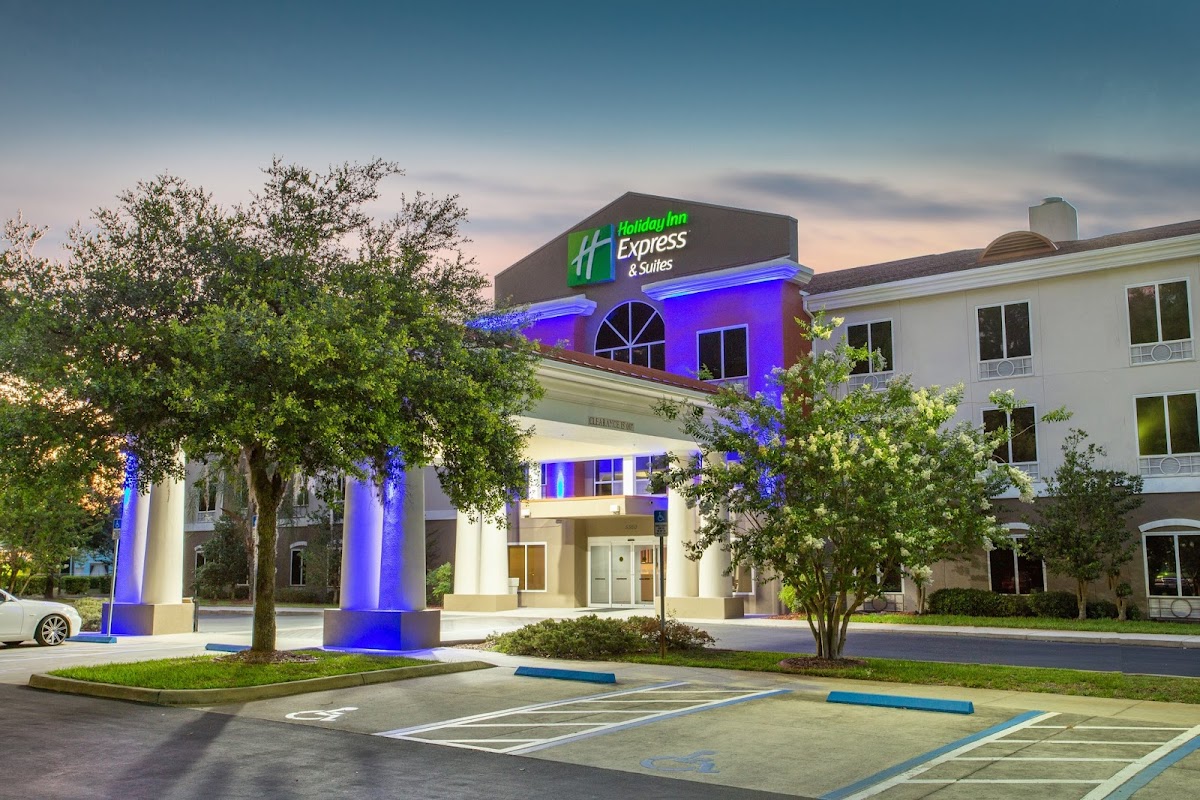 Holiday Inn Express & Suites Silver Springs-Ocala by IHG