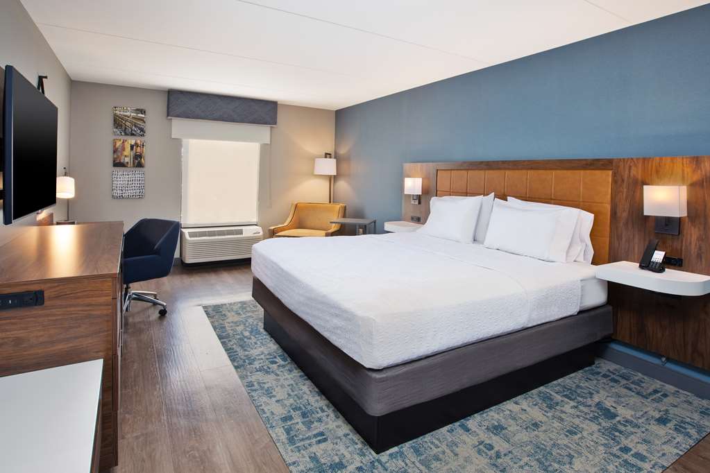 Hampton Inn & Suites Spartanburg-I-26-Westgate Mall photo 3
