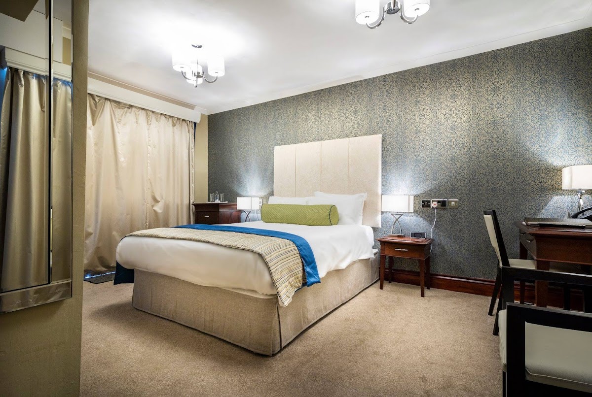 The Shrubbery Hotel