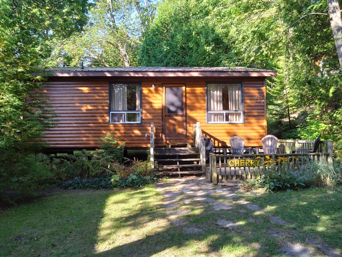 Cedar Grove Cottage Resort