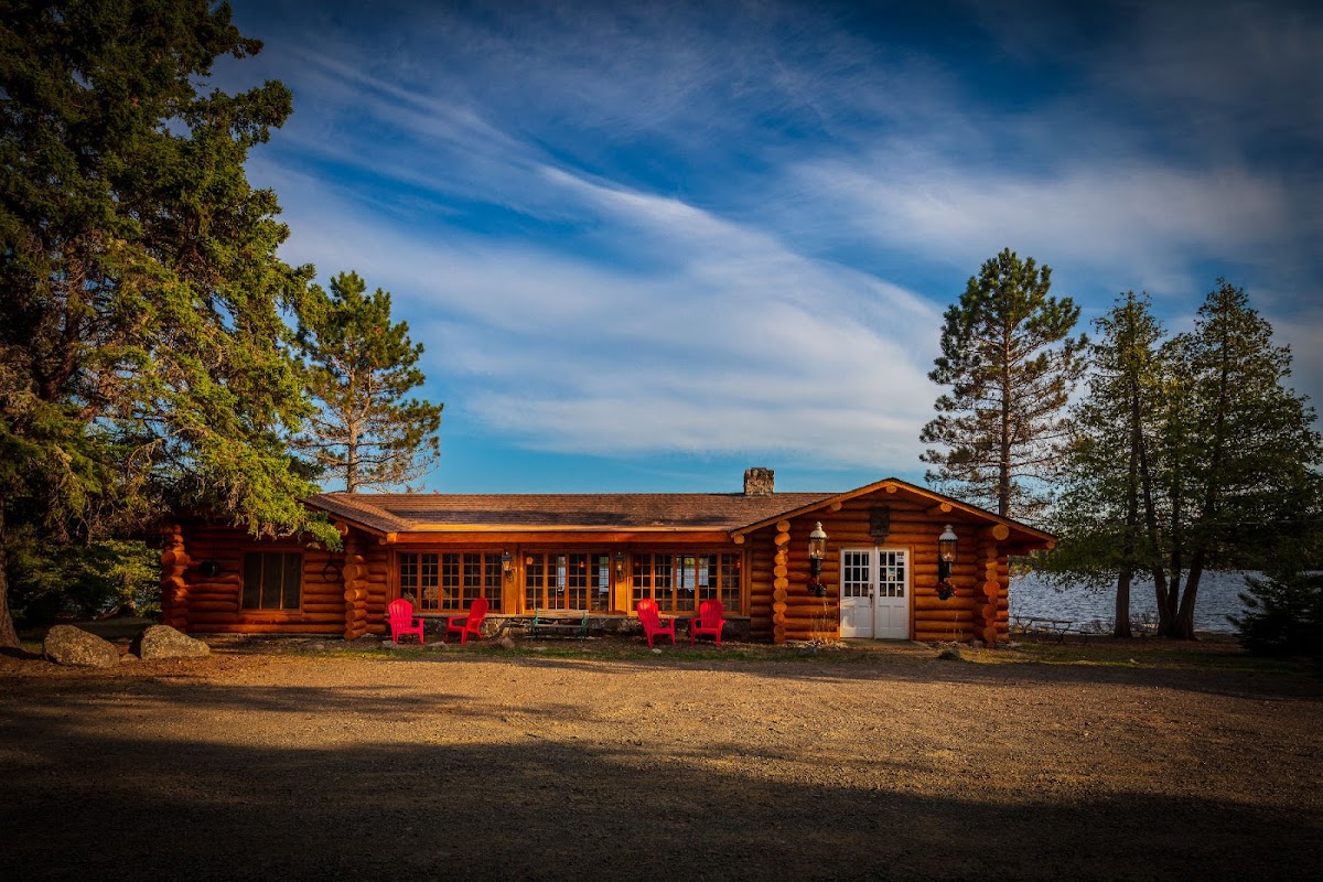 Rockwood Lodge and Outfitters