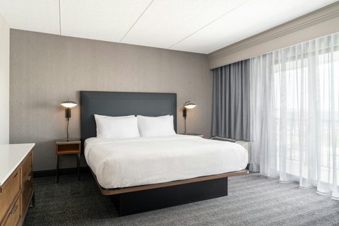 Courtyard by Marriott Cleveland Beachwood photo 2
