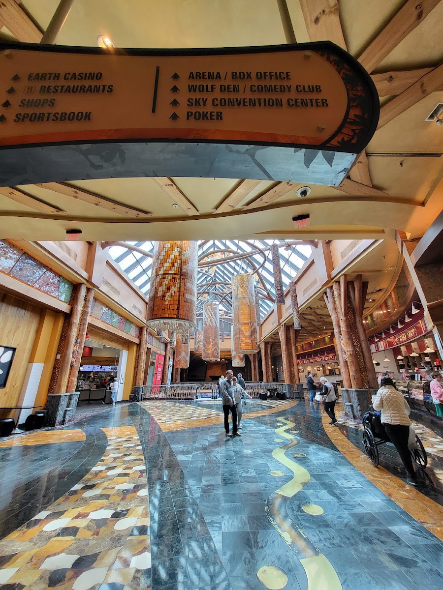 Mohegan Sun Sky and Earth Hotel Entrance photo 3