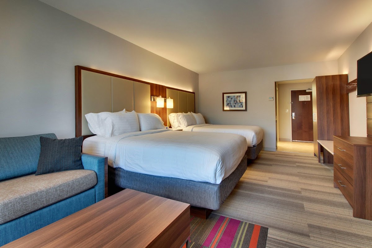 Holiday Inn Express & Suites Helen by IHG photo 2