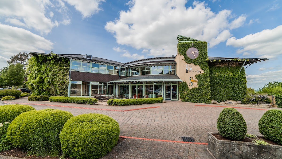 Blunsdon House Hotel Leisure and Beauty Club
