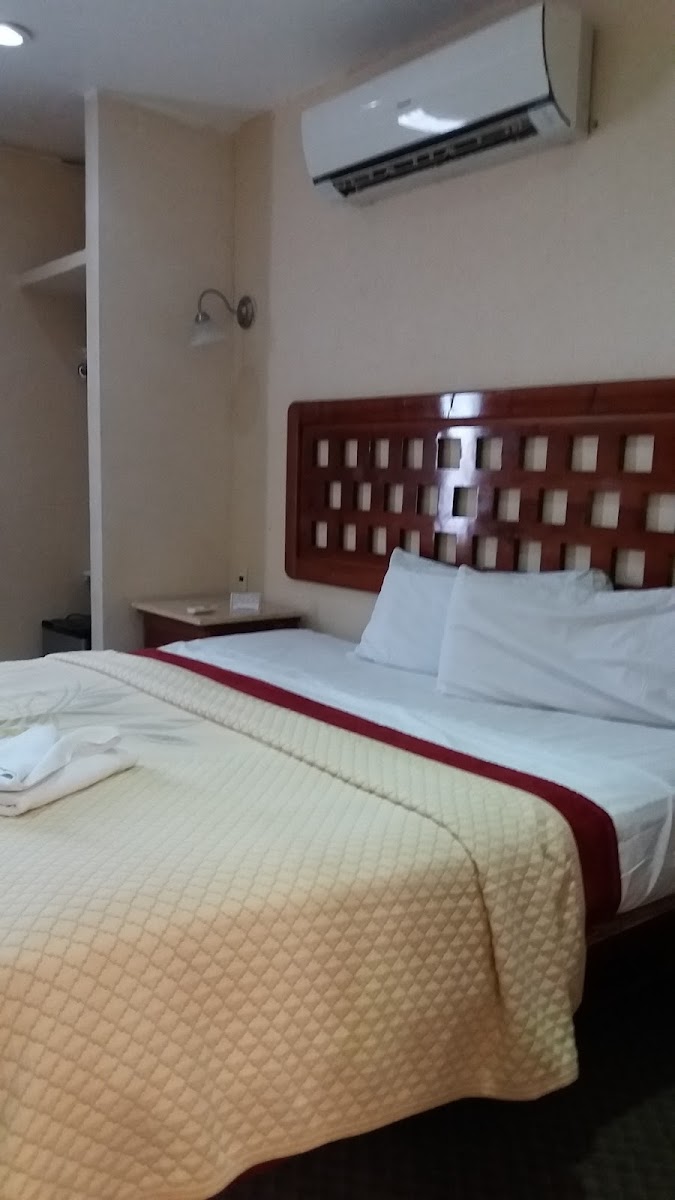 Hotel V/Q photo 3