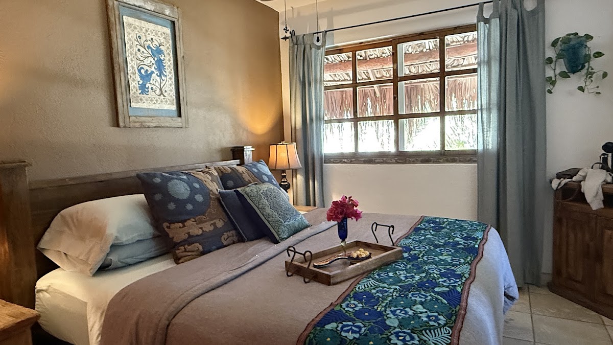 The Bungalows Hotel photo 2