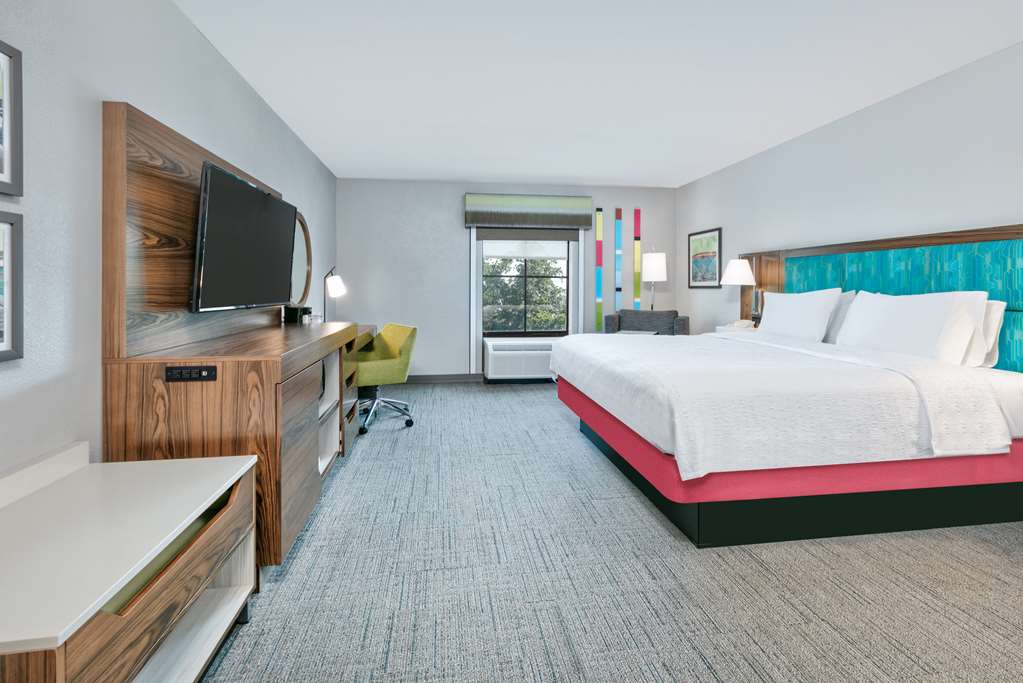 Hampton Inn Biloxi photo 2