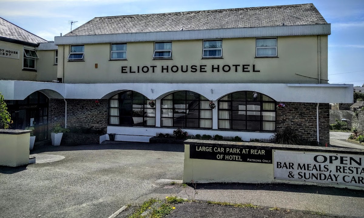 Eliot House Hotel