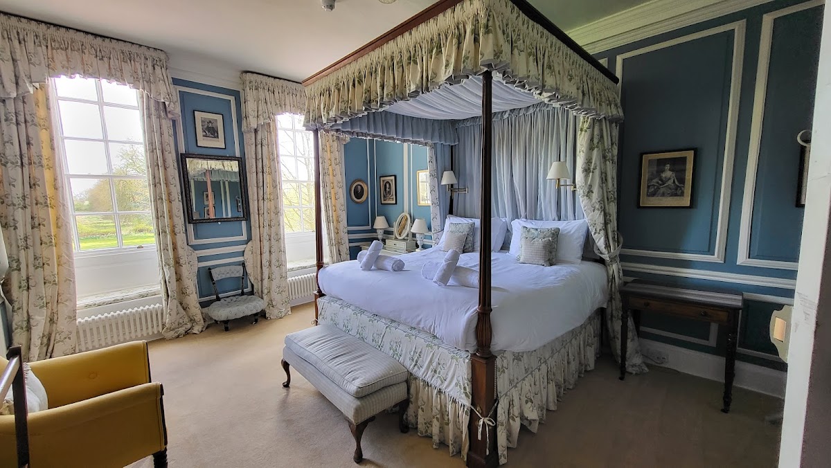 Blyth Hall photo 2