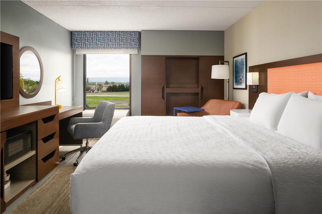 Hampton Inn Chambersburg photo 2