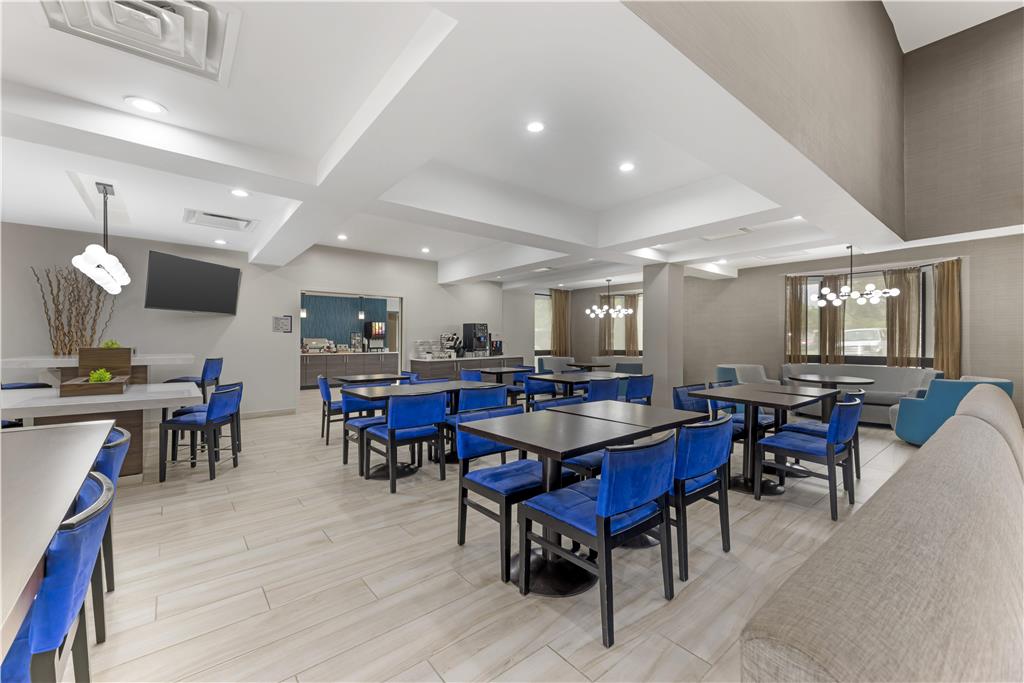 Best Western Plus Elgin - Chicago photo 3