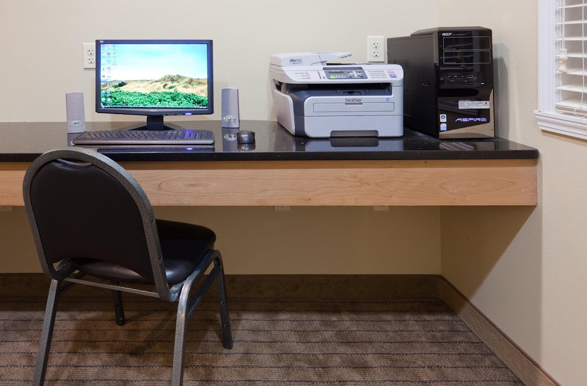 Holiday Inn Express Devils Lake by IHG photo 3