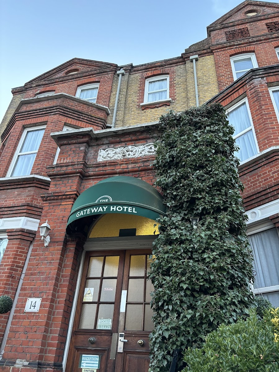 The Gateway Hotel photo 2