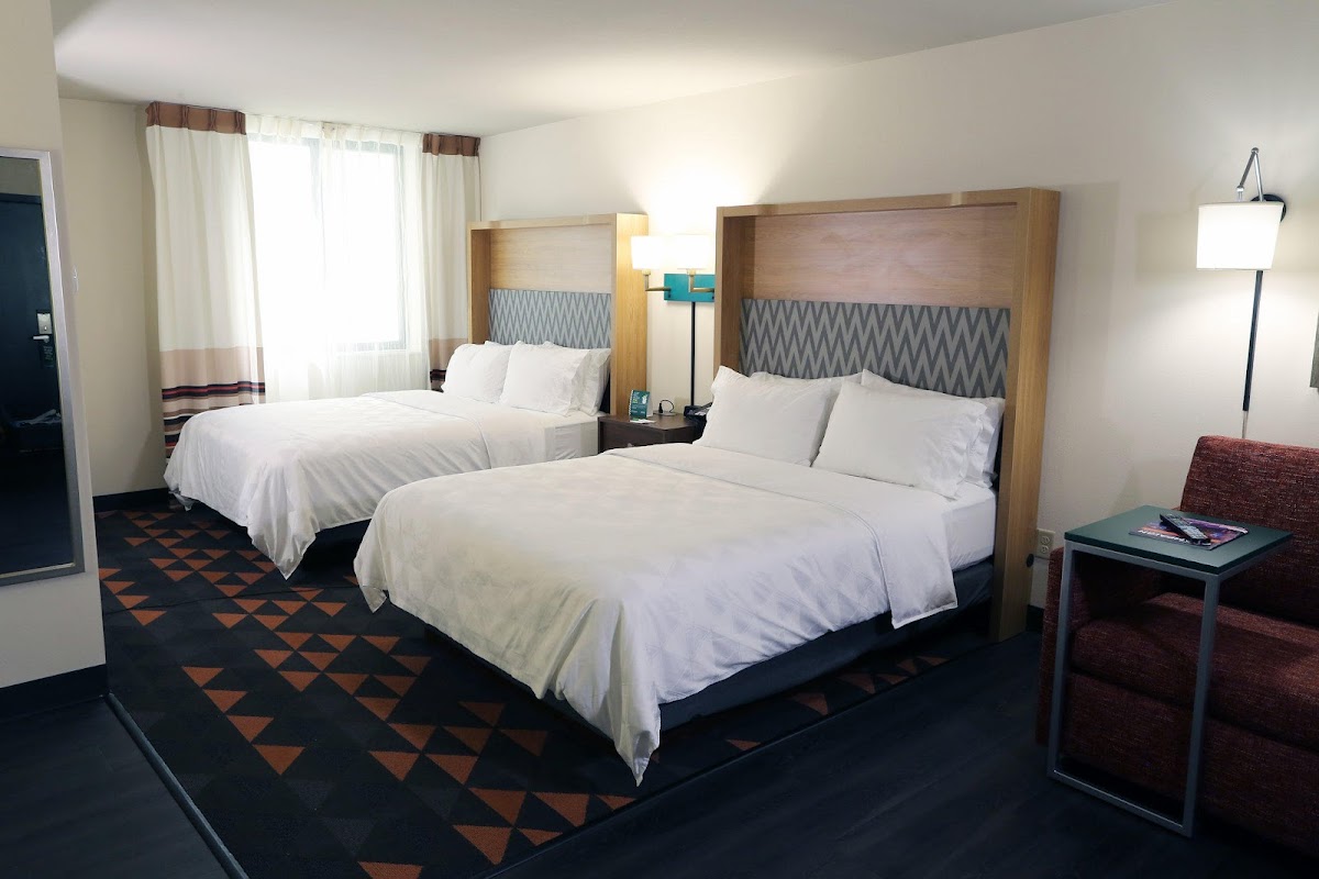 Holiday Inn Champaign by IHG photo 2