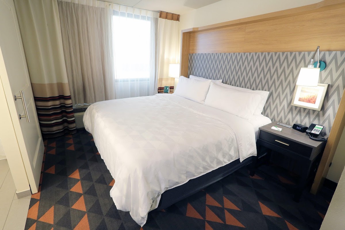 Holiday Inn Champaign by IHG photo 3