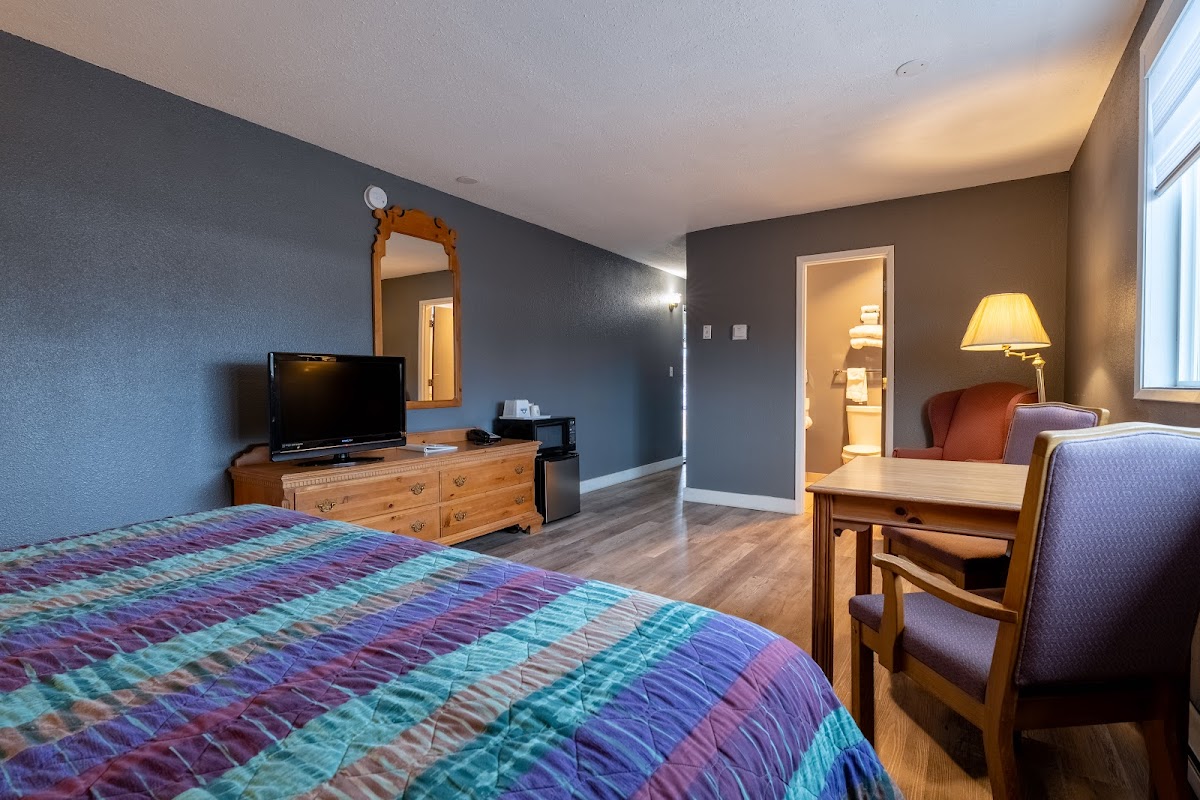 Days Inn by Wyndham Burns photo 2