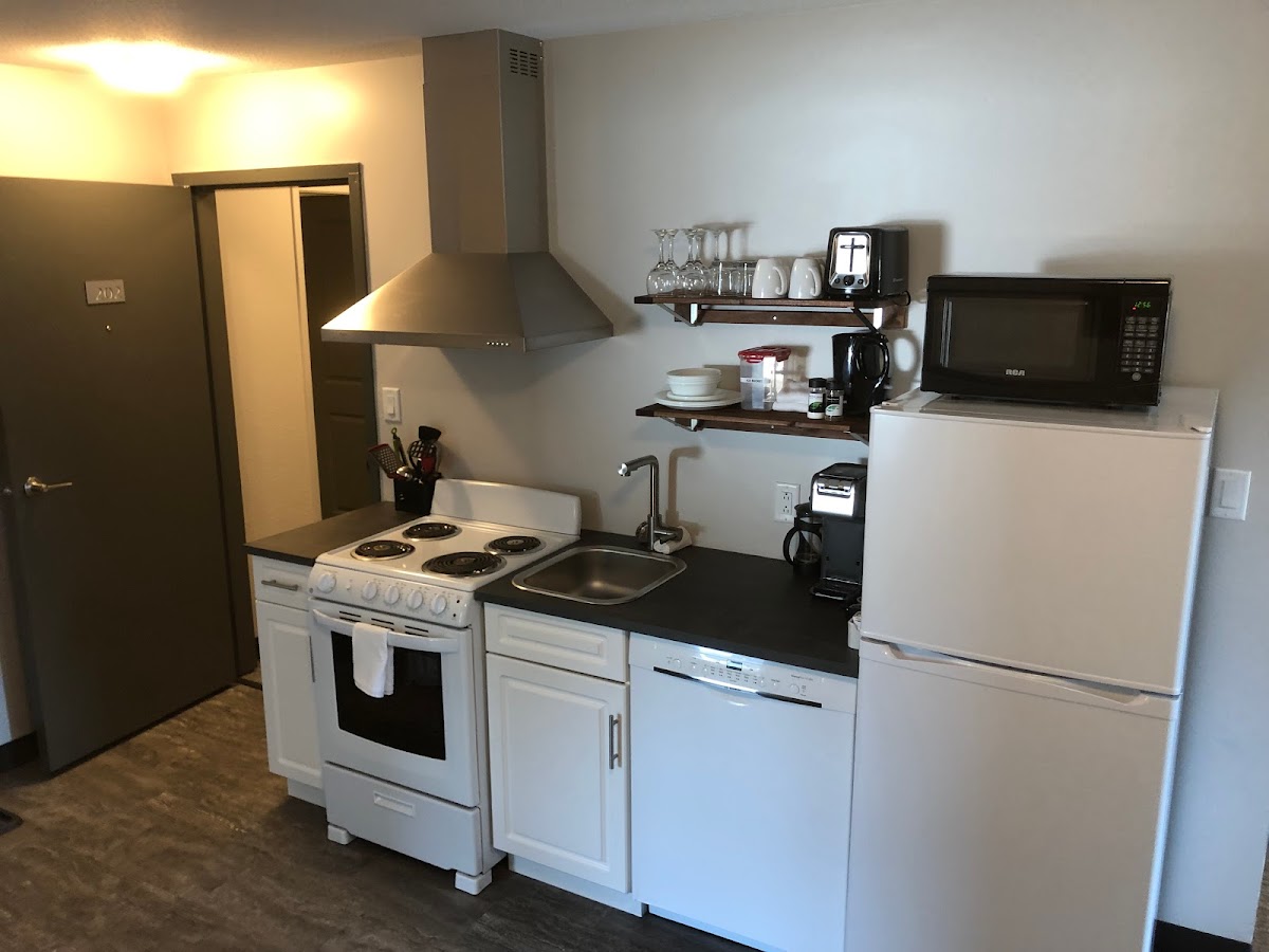 The Ridge Hotel & Suites photo 3